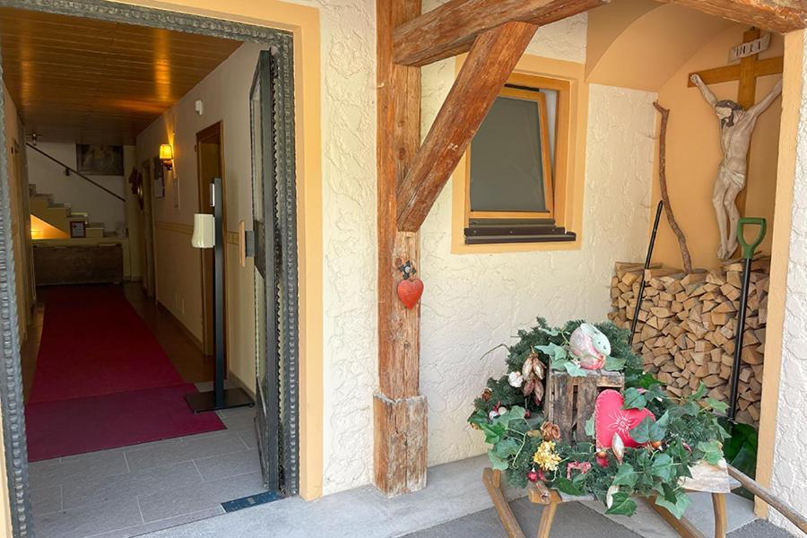 Residence Schneiderhof San Candido Eksteriør bilde